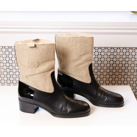 Chanel Beige Paris-Grece CC Canvas Colorblock Pattern Leather Boots (Size 39) - Picture 3 of 7
